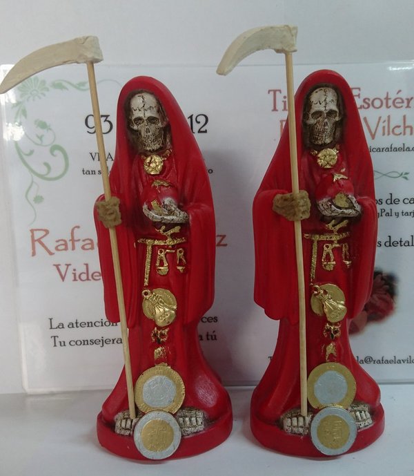 Imagen Resina Santa Muerte Roja. 20 cm