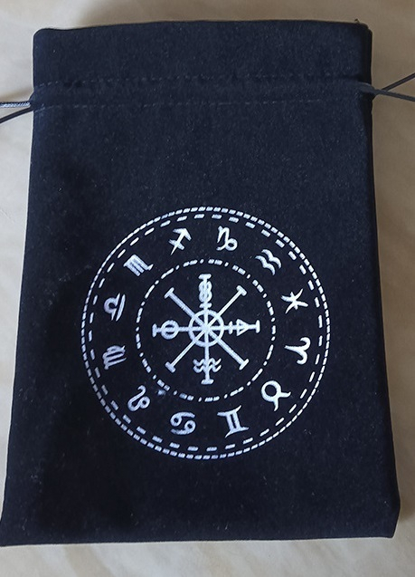 Bolsa de Tarot Negra Signos Astrológicos. 18cm X 13cm.